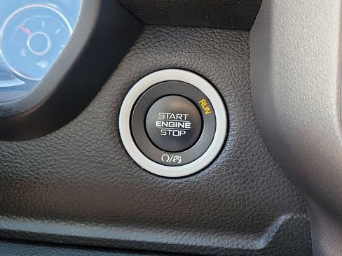Used 2023 RAM 1500 Big Horn AWD/4WD image 30
