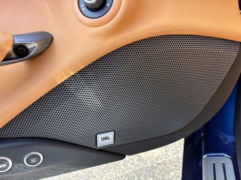 Used 2017 Ferrari 488 Spider image 36