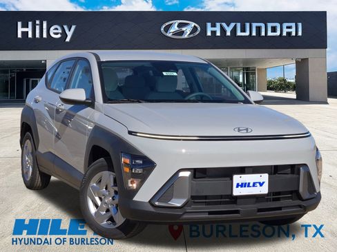 New 2026 Hyundai Kona SE FWD image 2