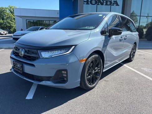 Used 2026 Honda Odyssey Sport-L image 2