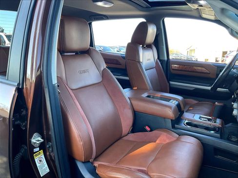 Used 2017 Toyota Tundra 1794 Edition image 10