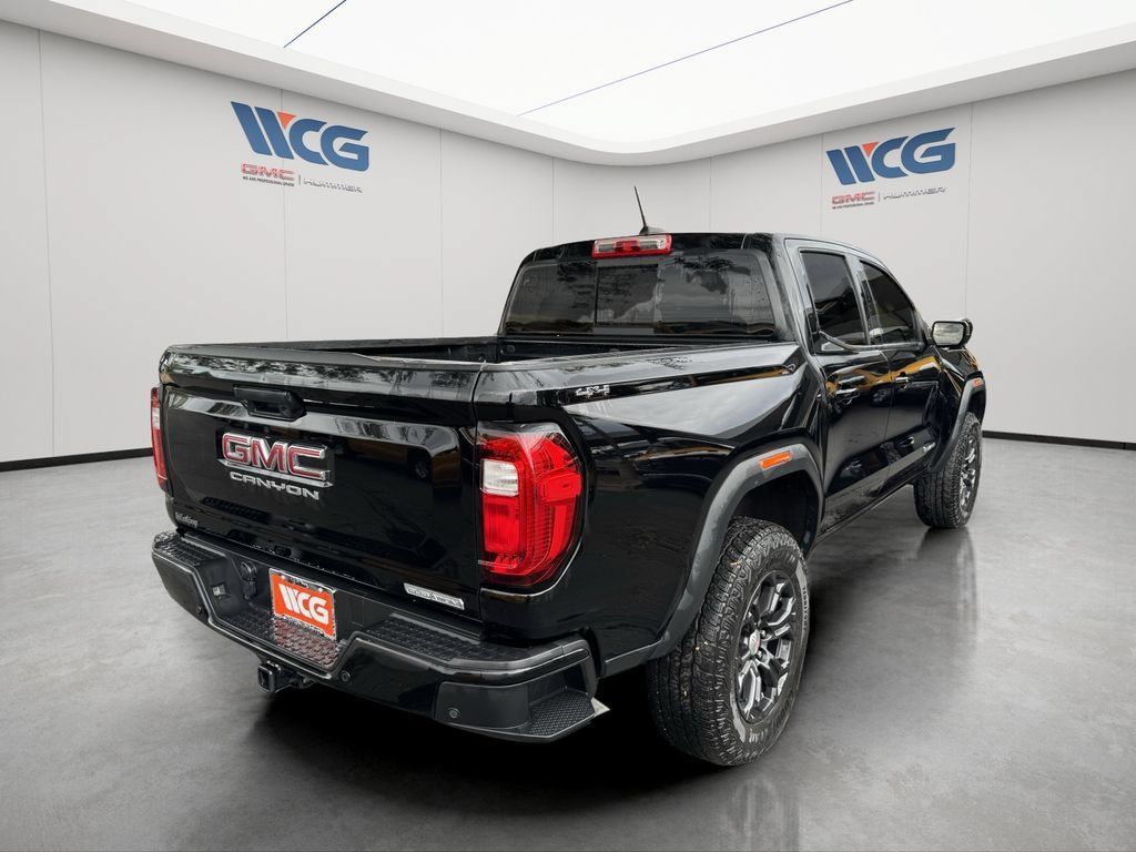 Used 2023 GMC Canyon Elevation w/ Elevation Premium Package AWD/4WD image 3