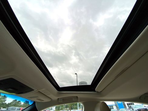Used 2019 Lexus ES 350 w/ Premium Package FWD image 25