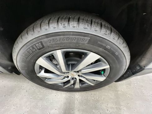 Certified 2024 Chevrolet Equinox LT w/ LPO, Floor Liner Package AWD/4WD image 32
