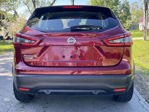 Used 2021 Nissan Rogue Sport S FWD image 5