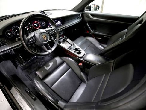Used 2022 Porsche 911 Carrera S image 6
