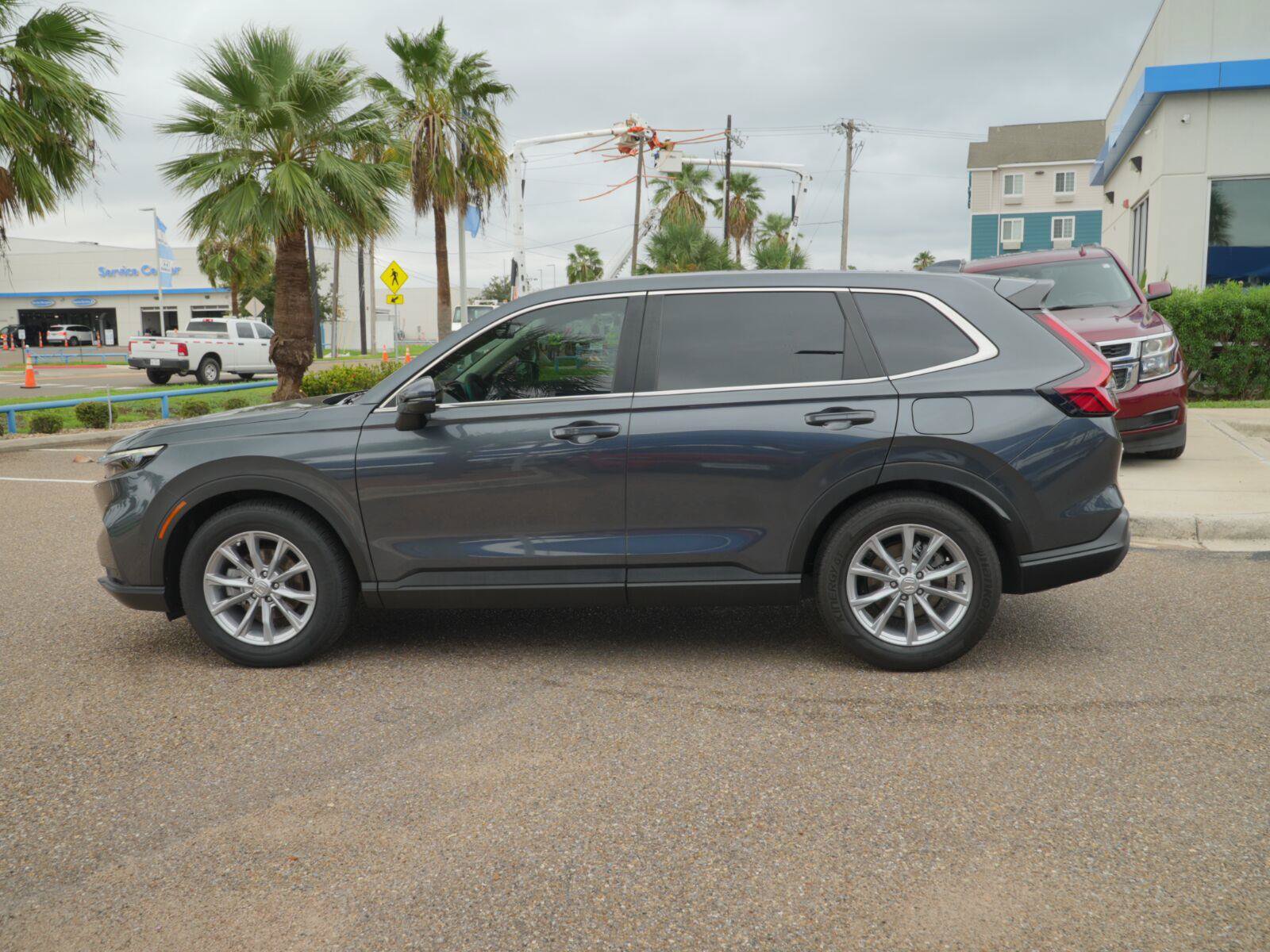 Used 2025 Honda CR-V EX-L image 16