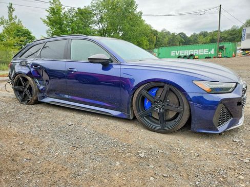 Used 2021 Audi RS 6 AWD/4WD image 1