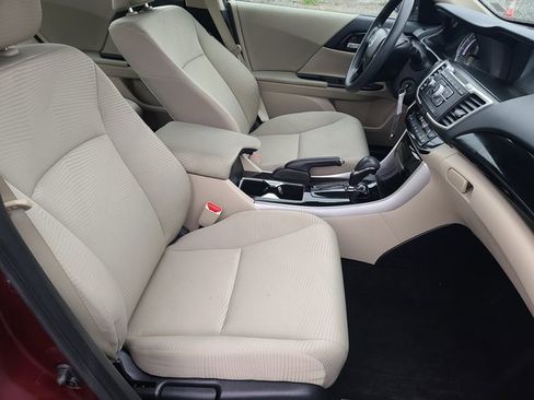 Used 2016 Honda Accord LX image 18
