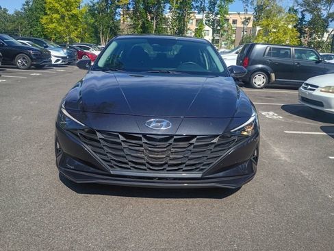 Used 2021 Hyundai Elantra SEL FWD image 1