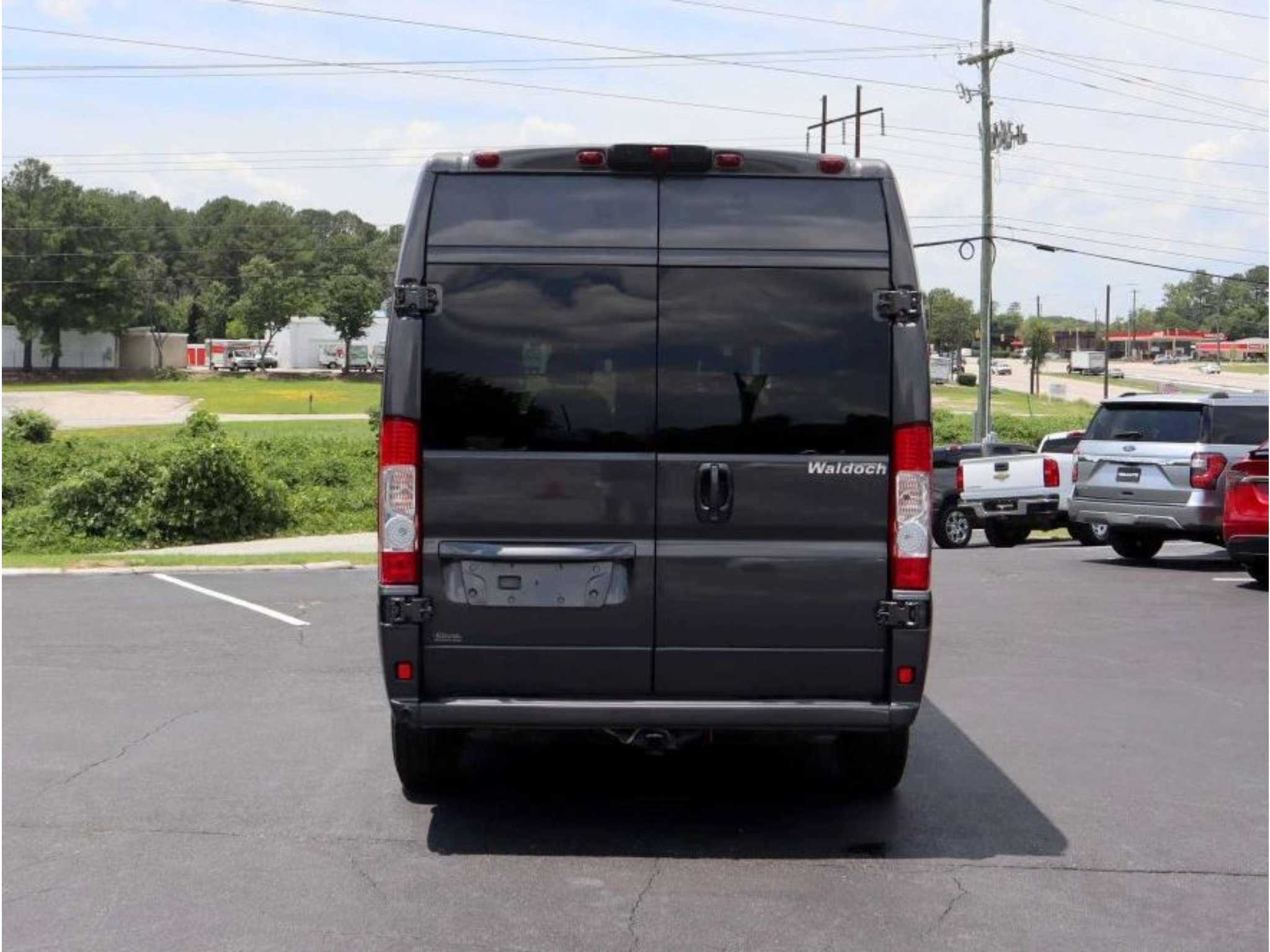 Used 2023 RAM ProMaster 2500 w/ Premium Convenience Group (B) FWD image 4