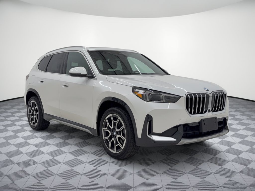 Used 2026 BMW X1 xDrive28i AWD/4WD image 7