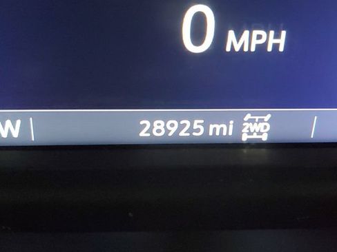 Used 2021 Chevrolet Silverado 1500 RST w/ Safety Package AWD/4WD image 14