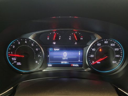 Used 2023 Chevrolet Equinox LT image 23