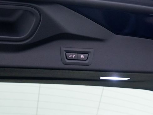 New 2026 BMW X5 xDrive40i w/ Executive Package image 32