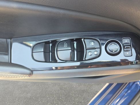 Used 2024 Nissan Altima 2.5 SR FWD image 26