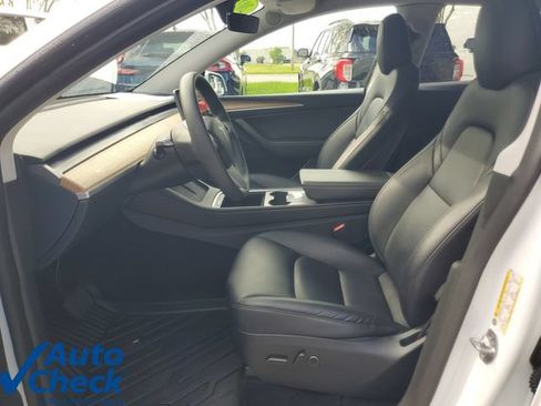 Used 2023 Tesla Model Y Long Range AWD/4WD image 13