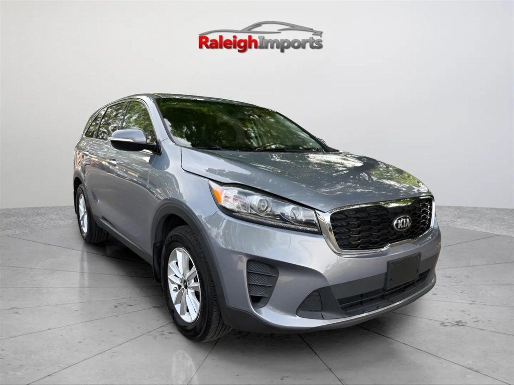 Used 2020 Kia Sorento L FWD image 2