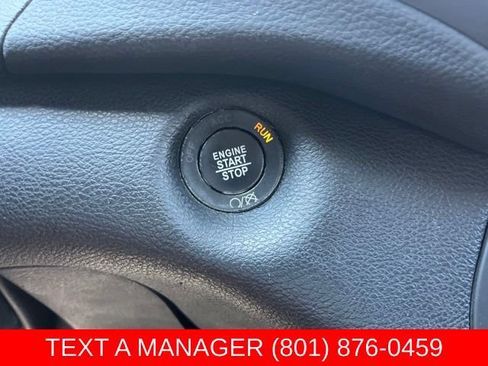 Used 2021 Jeep Cherokee Trailhawk w/ Technology Group AWD/4WD image 30