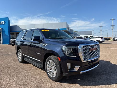 Used 2023 GMC Yukon Denali AWD/4WD image 2
