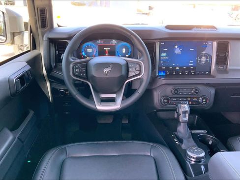 Used 2025 Ford Bronco Big Bend AWD/4WD image 6