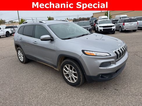 Used 2014 Jeep Cherokee Latitude image 8