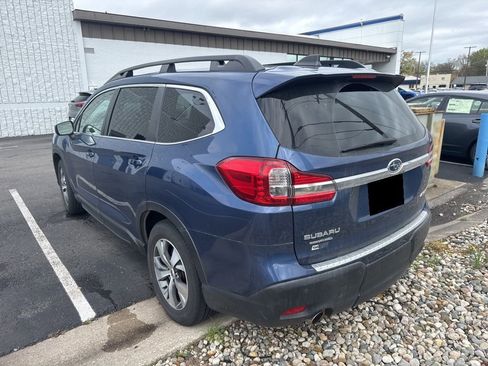 Used 2019 Subaru Ascent Premium AWD/4WD image 4