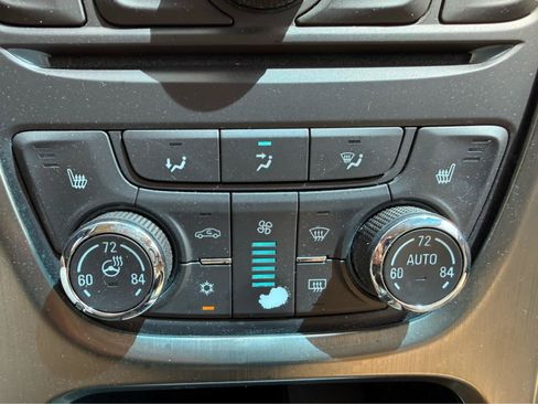 Used 2012 Buick Verano Leather FWD image 26