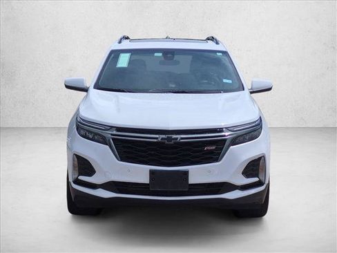 Certified 2022 Chevrolet Equinox RS FWD image 2