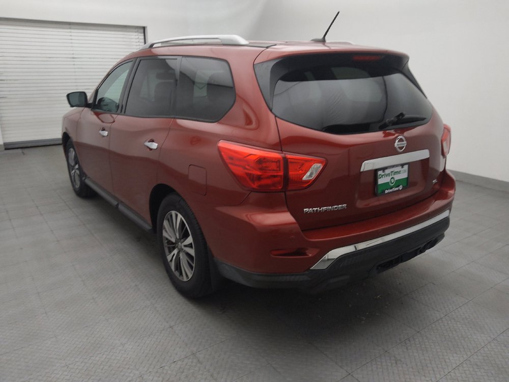 Used 2017 Nissan Pathfinder SL w/ SL Tech Package FWD image 5
