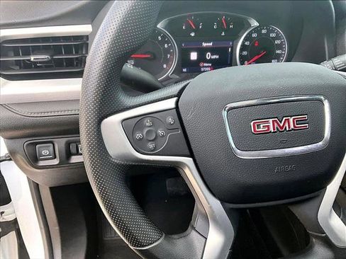 Used 2021 GMC Acadia SLE w/ Driver Convenience Package image 18
