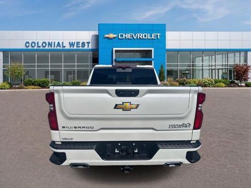 Used 2025 Chevrolet Silverado 1500 High Country w/ High Country Premium Package AWD/4WD image 7