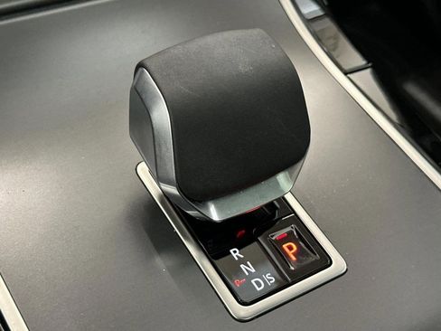 Certified 2026 Land Rover Range Rover Velar S AWD/4WD image 19