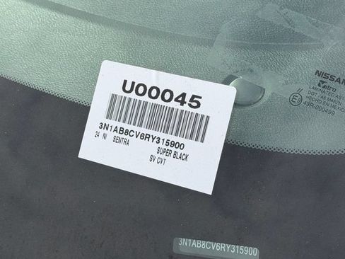 Used 2024 Nissan Sentra SV FWD image 13