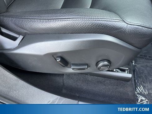 Used 2021 Volvo XC90 T6 Momentum w/ Advanced Package image 22