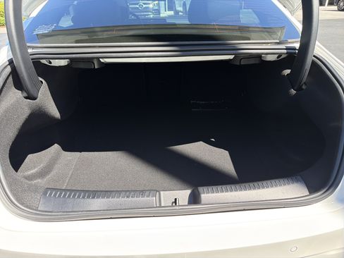 Used 2025 Mercedes-Benz CLA 250 image 34