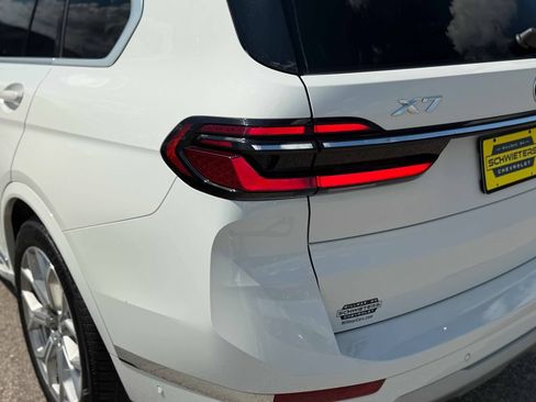 Used 2026 BMW X7 xDrive40i AWD/4WD image 9