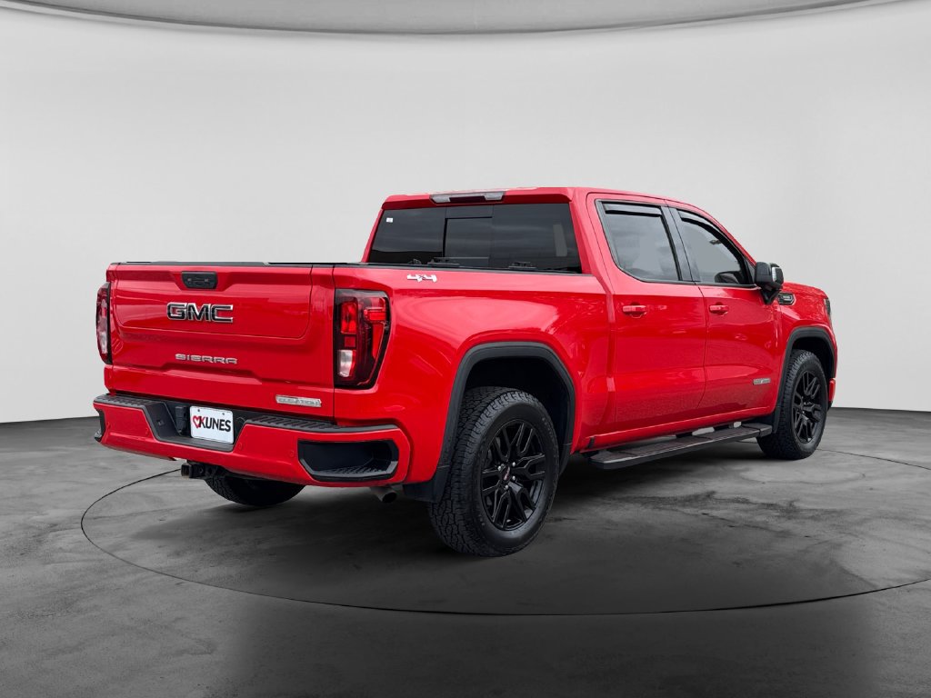 Used 2022 GMC Sierra 1500 Elevation w/ Elevation Premium Package AWD/4WD image 10