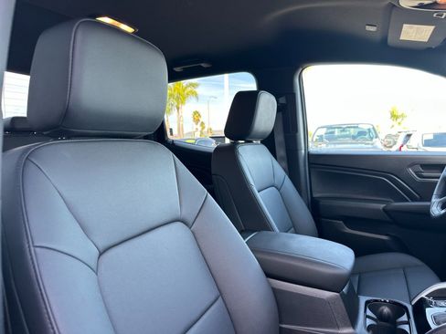 Used 2024 Chevrolet Colorado Trail Boss w/ Safety Package image 18