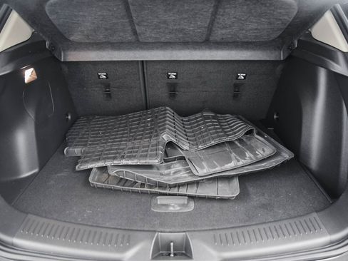 Used 2023 Buick Encore GX Essence w/ Experience Buick Package image 13