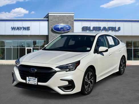 Used 2024 Subaru Legacy Premium AWD/4WD image 2