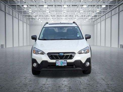 Used 2022 Subaru Crosstrek 2.5i Sport w/ Moonroof Package image 8