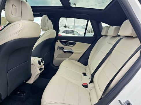 New 2026 Mercedes-Benz GLC 300 4MATIC image 21