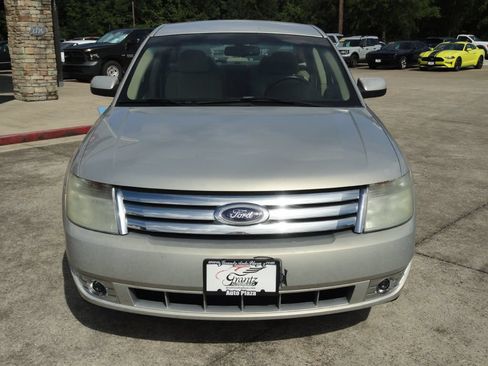 Used 2009 Ford Taurus SEL FWD image 2