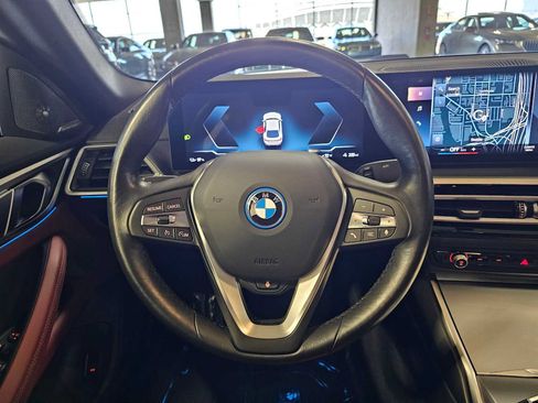 Used 2023 BMW i4 eDrive35 w/ Premium Package RWD image 11