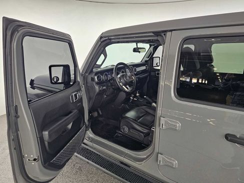 Used 2021 Jeep Wrangler Unlimited Sahara image 19