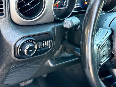 Used 2021 Jeep Wrangler Unlimited Sport image 11