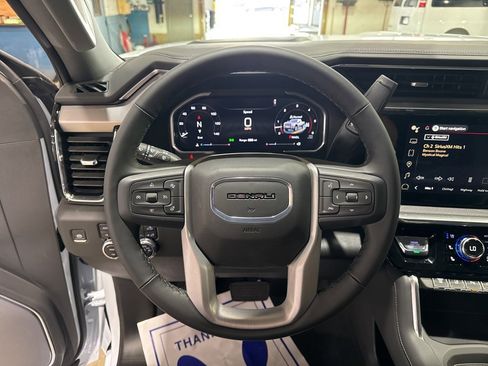 New 2026 GMC Sierra 3500 Denali w/ Denali Reserve Package image 26