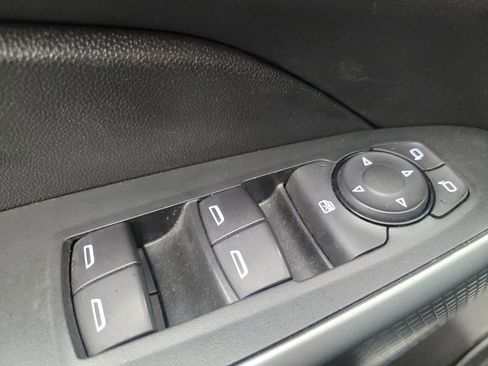 Used 2024 Chevrolet Trax LS FWD image 27