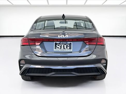 Used 2023 Kia Forte LXS FWD image 5